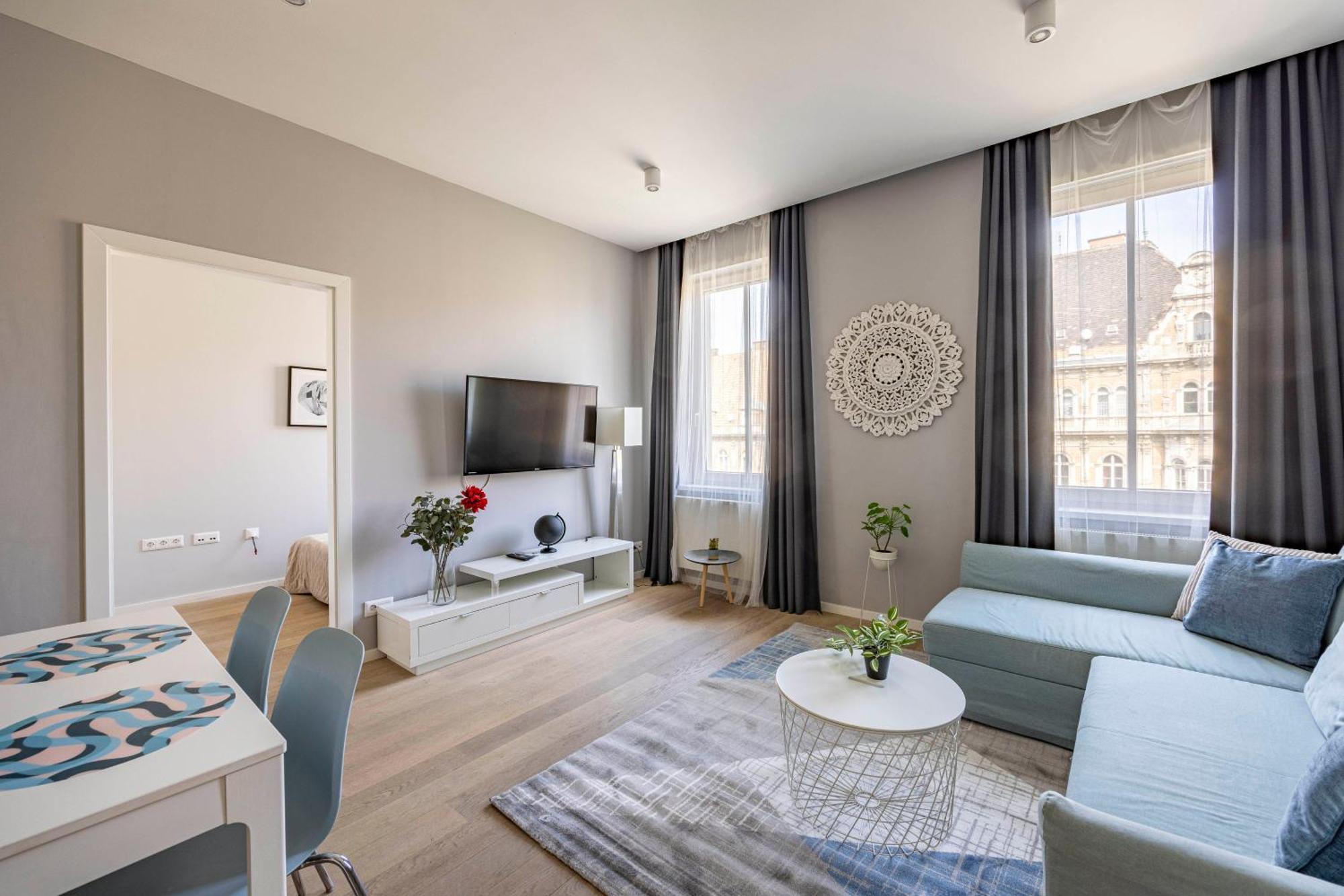 Stylish & Spacious Central Suite By Prestige Homes 부다페스트 외부 사진